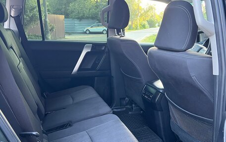 Toyota Land Cruiser Prado 150 рестайлинг 2, 2018 год, 4 500 000 рублей, 7 фотография