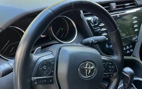 Toyota Camry, 2021 год, 2 200 000 рублей, 2 фотография