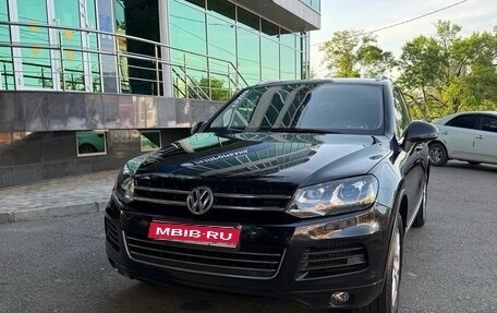 Volkswagen Touareg III, 2011 год, 2 200 000 рублей, 1 фотография