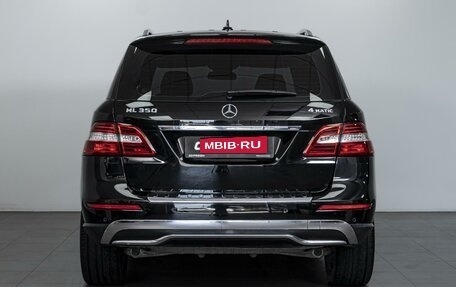 Mercedes-Benz M-Класс, 2013 год, 2 499 000 рублей, 4 фотография