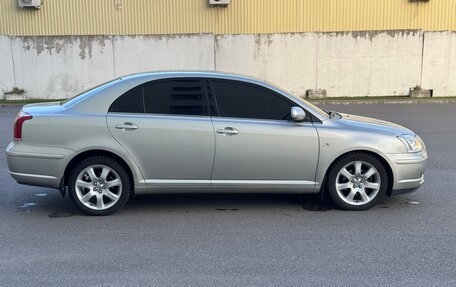 Toyota Avensis III рестайлинг, 2005 год, 880 000 рублей, 10 фотография