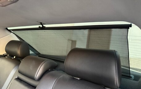 Toyota Avensis III рестайлинг, 2005 год, 880 000 рублей, 37 фотография