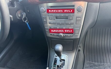 Toyota Avensis III рестайлинг, 2005 год, 880 000 рублей, 33 фотография