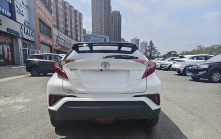 Toyota C-HR I рестайлинг, 2021 год, 1 900 000 рублей, 7 фотография
