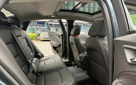 Chevrolet Malibu IX, 2021 год, 1 800 000 рублей, 10 фотография