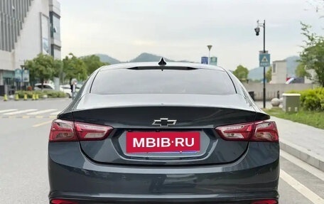 Chevrolet Malibu IX, 2021 год, 1 800 000 рублей, 5 фотография