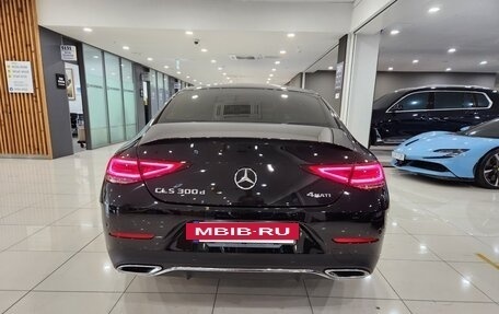 Mercedes-Benz CLS, 2022 год, 5 430 000 рублей, 3 фотография