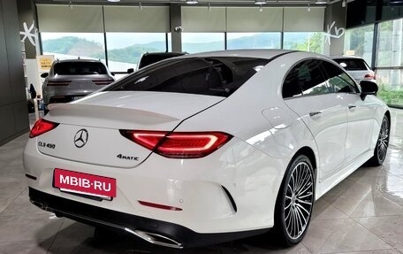 Mercedes-Benz CLS, 2022 год, 5 860 000 рублей, 3 фотография