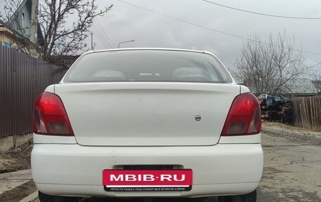 Toyota Platz, 2000 год, 410 000 рублей, 7 фотография