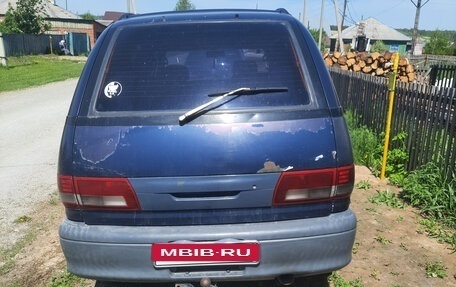 Toyota Estima III рестайлинг -2, 1995 год, 260 000 рублей, 2 фотография