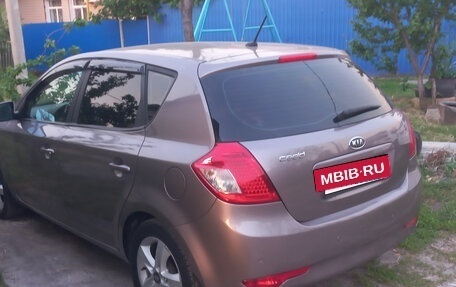 KIA cee'd I рестайлинг, 2010 год, 785 000 рублей, 3 фотография