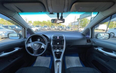 Toyota Auris II, 2007 год, 650 000 рублей, 9 фотография