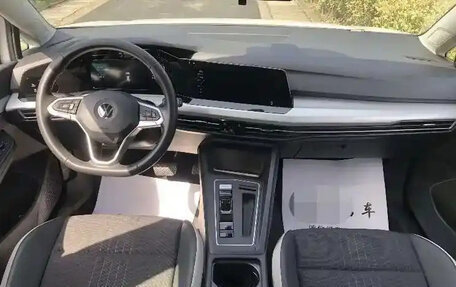 Volkswagen Golf VIII, 2020 год, 1 450 000 рублей, 7 фотография