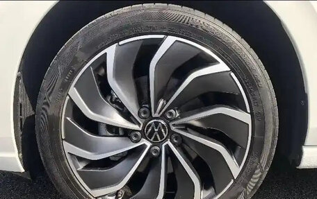 Volkswagen Golf VIII, 2020 год, 1 450 000 рублей, 11 фотография