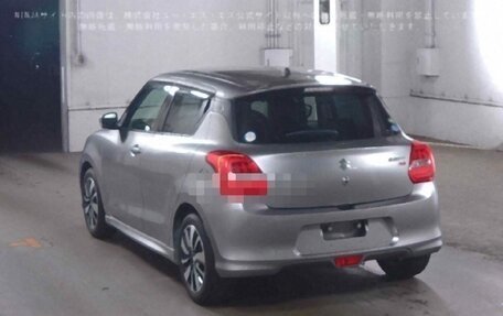 Suzuki Swift V, 2018 год, 1 150 000 рублей, 4 фотография