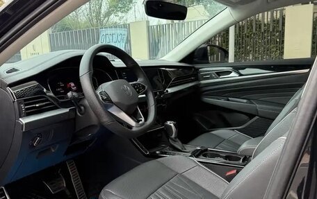 Volkswagen Passat B8 рестайлинг, 2021 год, 1 680 000 рублей, 10 фотография