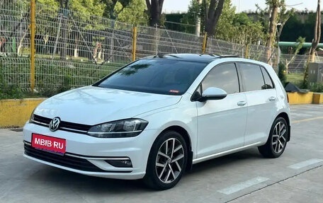 Volkswagen Golf VII, 2020 год, 1 300 000 рублей, 1 фотография