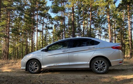 Honda Grace I, 2015 год, 1 500 000 рублей, 2 фотография