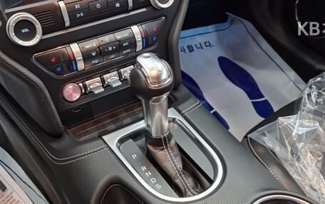 Ford Mustang VI рестайлинг, 2020 год, 6 800 020 рублей, 14 фотография