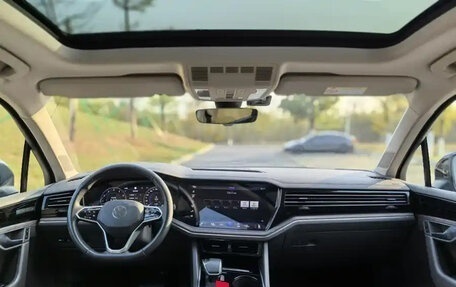 Volkswagen Touareg III, 2022 год, 4 755 123 рублей, 10 фотография