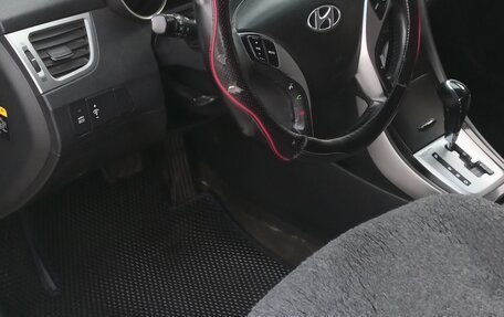 Hyundai Avante, 2011 год, 950 000 рублей, 9 фотография