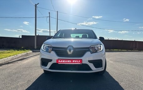 Renault Logan II, 2018 год, 950 000 рублей, 2 фотография