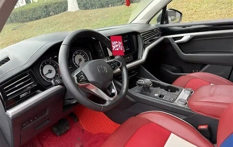 Volkswagen Touareg III, 2021 год, 3 670 000 рублей, 7 фотография