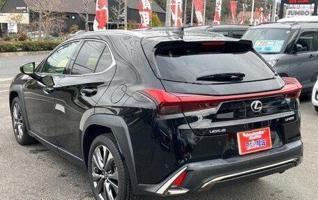 Lexus UX I, 2021 год, 2 650 000 рублей, 4 фотография