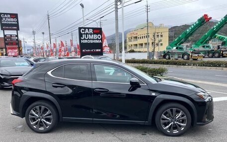 Lexus UX I, 2021 год, 2 650 000 рублей, 8 фотография