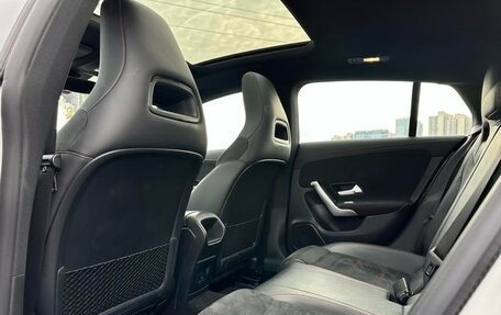 Mercedes-Benz CLA, 2021 год, 2 180 400 рублей, 13 фотография