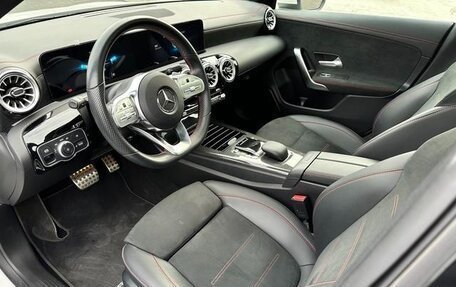 Mercedes-Benz CLA, 2021 год, 2 180 400 рублей, 10 фотография