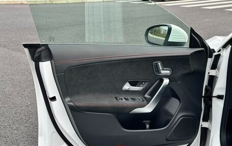 Mercedes-Benz CLA, 2021 год, 2 180 400 рублей, 9 фотография