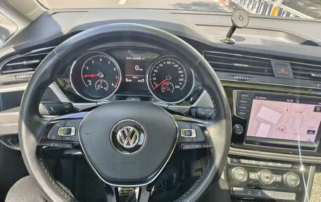 Volkswagen Touran III, 2021 год, 1 455 123 рублей, 14 фотография
