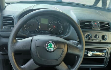 Skoda Fabia II, 2010 год, 850 000 рублей, 7 фотография