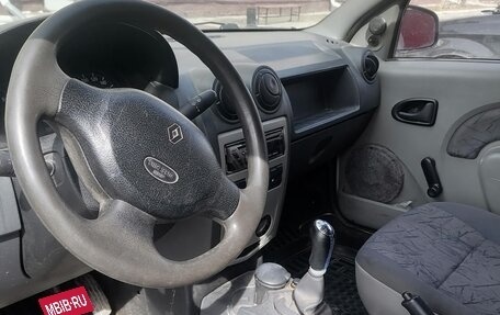 Renault Logan I, 2006 год, 210 000 рублей, 11 фотография
