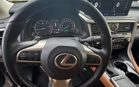 Lexus RX IV рестайлинг, 2022 год, 5 900 000 рублей, 10 фотография