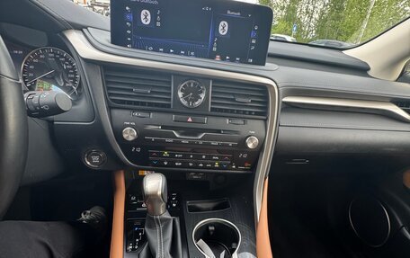 Lexus RX IV рестайлинг, 2022 год, 5 900 000 рублей, 19 фотография