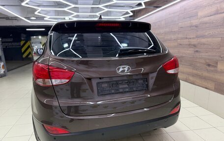 Hyundai ix35 I рестайлинг, 2014 год, 1 600 000 рублей, 11 фотография