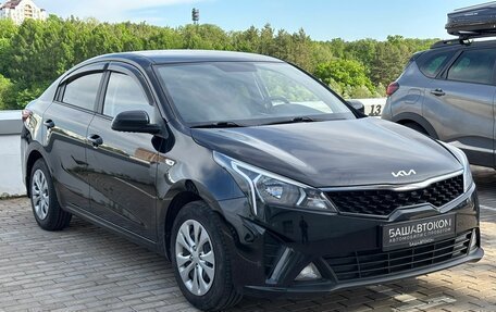 KIA Rio IV, 2021 год, 1 570 000 рублей, 3 фотография