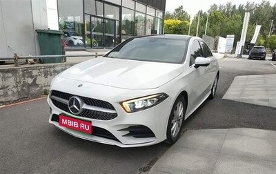 Mercedes-Benz A-Класс, 2021 год, 1 600 000 рублей, 1 фотография