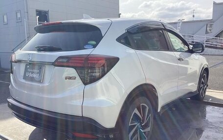 Honda Vezel, 2020 год, 1 350 000 рублей, 4 фотография
