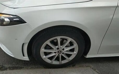 Mercedes-Benz A-Класс, 2021 год, 1 600 000 рублей, 5 фотография