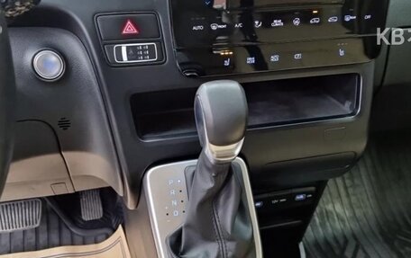 Hyundai Staria, 2021 год, 2 980 020 рублей, 14 фотография