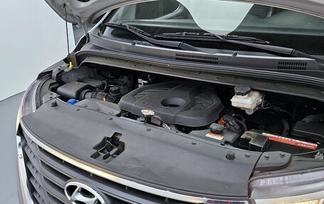 Hyundai Grand Starex Grand Starex I рестайлинг 2, 2021 год, 2 466 000 рублей, 19 фотография