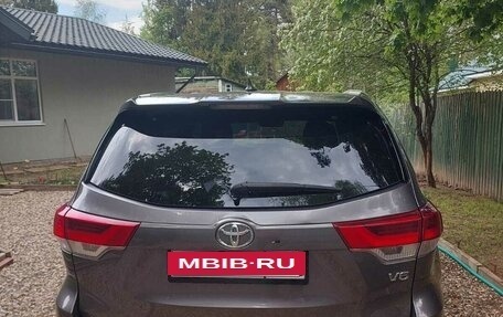 Toyota Highlander III, 2018 год, 3 950 000 рублей, 3 фотография