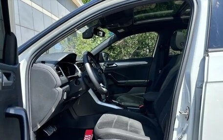 Volkswagen T-Roc I, 2022 год, 1 333 000 рублей, 5 фотография