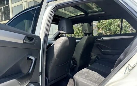 Volkswagen T-Roc I, 2022 год, 1 333 000 рублей, 9 фотография