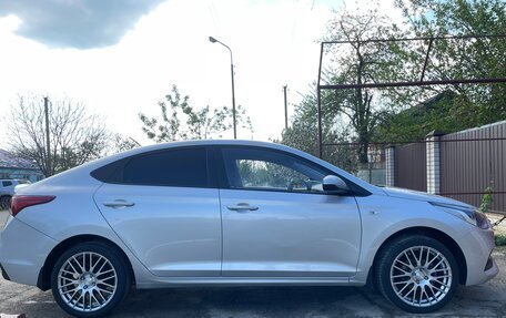 Hyundai Solaris II рестайлинг, 2017 год, 1 265 000 рублей, 2 фотография