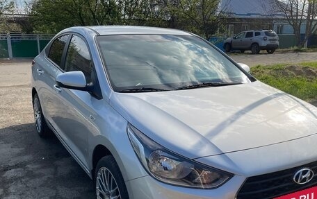 Hyundai Solaris II рестайлинг, 2017 год, 1 265 000 рублей, 10 фотография