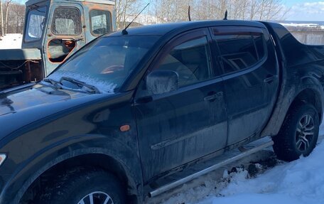 Mitsubishi L200 IV рестайлинг, 2008 год, 1 000 000 рублей, 2 фотография